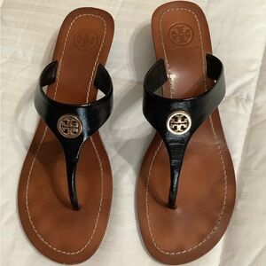 Tory Burch Black and Brown Sandals with T-Strap Design